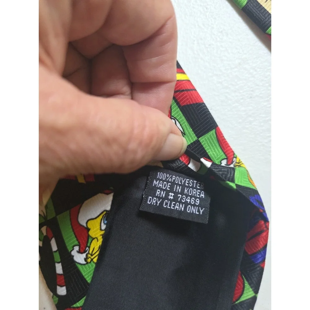 Hallmark & Looney Tunes Mens Tie Lot Vintage Christmas Bugs Bunny Daffy